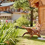 Feelfree Nature Hotel